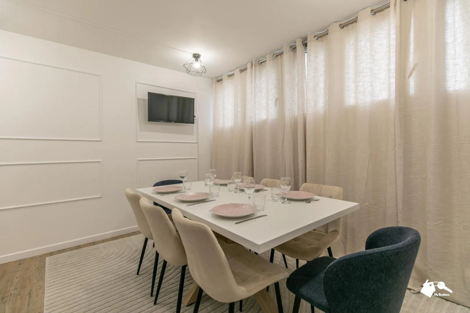 Mba - Beslay - Splendide Appartement Paris Centre 0*,  Franciaország